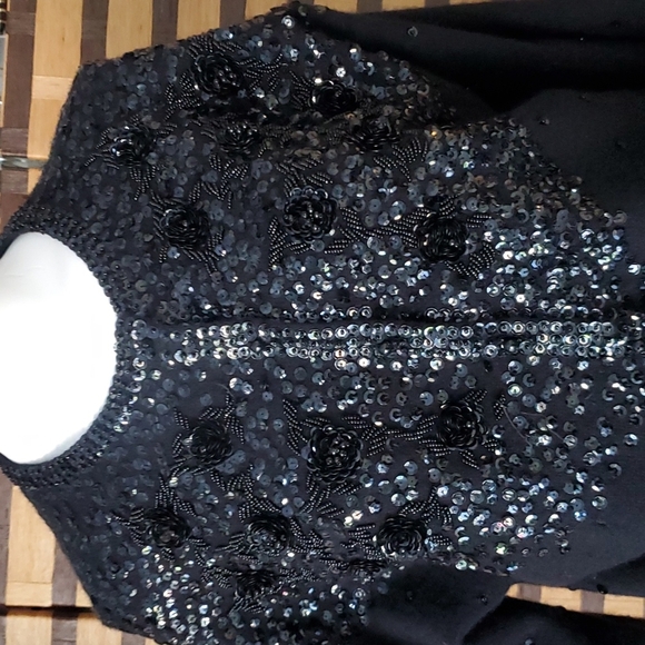 Cecile Angora Bermuda lined cardigan - Picture 2 of 12